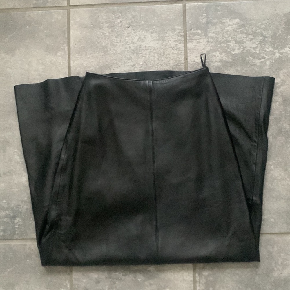 Vintage Floor Length Genuine Leather Maxi Skirt with Back Zipper - Picture 13 of 13